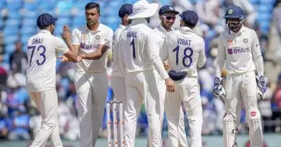 ആരാധകര്‍ വീണ്ടും കലിപ്പാകുമെന്നുറപ്പ്, രണ്ടാം ടെസ്റ്റിലും അവന്‍ ടീമില്‍; ആദ്യ ഭാഗ്യം ഓസീസിന്