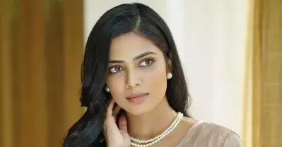 അവനവന്‍ നേരിടുന്ന പ്രശ്‌നങ്ങളിലെങ്കിലും നിലപാടുകള്‍ പറയേണ്ടതുണ്ട്, മുംബൈ നഗരമാണ് എന്നെ ഞാനാക്കിയത്: മാളവിക മോഹനന്‍