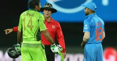 മോനേ വിരാടേ, നീ അണ്ടര്‍ 19 കളിക്കുമ്പോള്‍ നിന്റെ അച്ഛന്‍, അതായത് ഈ ഞാന്‍ ഇവിടെ ടെസ്റ്റ് കളിക്കുകയായിരുന്നു; വിവാദ സംഭവം ഓര്‍ത്തെടുത്ത് പാക് സൂപ്പര്‍ താരം