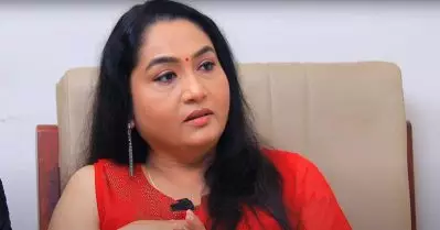 നിര്‍ബന്ധിച്ച് ആരും ചായക്കും ഡിന്നറിനും കൊണ്ടുപോകില്ല, ആളുകള്‍ ചോദിക്കും, എങ്ങനെ നില്‍ക്കണം എന്നുള്ളത് നമ്മുടെ തീരുമാനമാണ്: കാസ്റ്റിങ് കൗച്ചിനെ പറ്റി യമുന റാണി