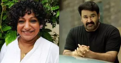മോഹന്‍ലാല്‍ ചിലപ്പോഴൊക്കെ കോമാളിത്തരം കാണിക്കും, പക്ഷെ അതിശയിപ്പിക്കുന്ന നടനാണ്: അംബിക പിള്ള