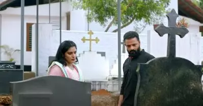 ‘എന്താടാ സജി’യുടെ സ്‌നീക്ക് പീക്ക് പുറത്ത്