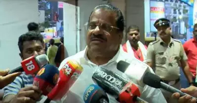 പെണ്‍കുട്ടികളെയിങ്ങനെ ആണ്‍കുട്ടികളെ പോലെ മുടിയൊക്കെ വെട്ടി പാന്റും ഇട്ട് സമരത്തിനിറക്കി നാടിന്റെ അന്തരീക്ഷം വികൃതമാക്കരുത്: ഇ.പി. ജയരാജന്‍