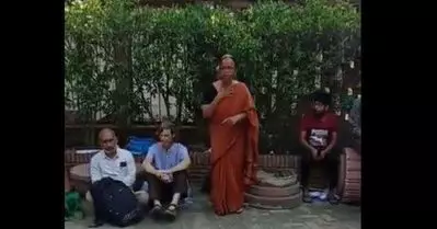 ദല്‍ഹിയില്‍ തൊഴിലുറപ്പ് പദ്ധതിക്കെതിരായ കേന്ദ്രസര്‍ക്കാര്‍ നടപടകളില്‍ പ്രതിഷേധിച്ചവര്‍ക്കെതിരെ പൊലീസ് നടപടി