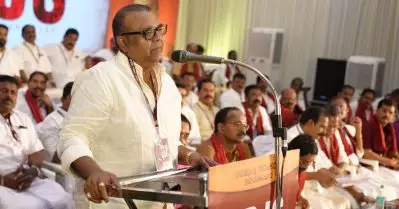 ഓട്ടോറിക്ഷയില്‍ കൊള്ളാവുന്ന ആളുപോലും ബി.ജെ.പിക്കില്ല; താലത്തില്‍ കൊണ്ടുപോകാന്‍ യു.ഡി.എഫും എല്‍.ഡി.എഫും തയ്യാര്‍: തുഷാര്‍ വെള്ളാപ്പള്ളി
