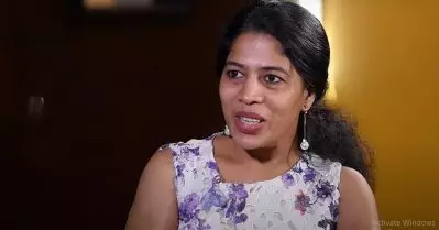 ആരെങ്കിലും മരിക്കുമ്പോള്‍ കരയുന്ന കഥാപാത്രമാണ് എപ്പോഴും കിട്ടുന്നത്; പത്ത് മാസമായി വീട്ടില്‍ വെറുതെയിരിക്കുകയാണ്: രമ്യ