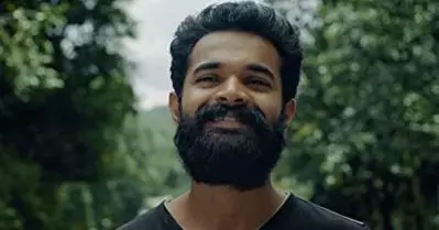 എന്റെ ഉമ്മാക്കോ വാപ്പാക്കോ എന്നെ മനസിലായില്ല; നീയേതെടാ എന്ന രീതിയില്‍ പലരും എന്നെ നോക്കി: ഹക്കീം ഷാ