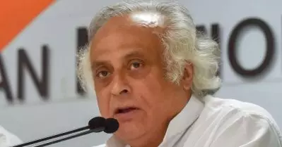 കോണ്‍ഗ്രസ് നേതാക്കള്‍ ടെലി പ്രോംറ്ററില്ലാതെ സംസാരിക്കും; ഇപ്പോള്‍ നടക്കുന്നത് മോദാനി അഴിമതിയില്‍ നിന്ന് ശ്രദ്ധ തിരിക്കല്‍: ജയറാം രമേശ്