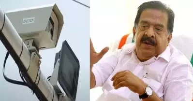 പിടിച്ചുപറിയാണിത്; എ.ഐ. ക്യാമറകള്‍ നീതി നടപ്പിലാക്കുന്നതില്‍ രണ്ട് തരം പൗരന്മാരെ സൃഷ്ടിക്കുന്ന ഏര്‍പ്പാട്: രമേശ് ചെന്നിത്തല