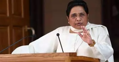 സജീവ രാഷ്ട്രീയത്തില്‍ നിന്ന് വിരമിക്കില്ല; കിംവദന്തികള്‍ പ്രചരിപ്പിക്കുന്നത് ജാതി മാധ്യമങ്ങള്‍: മായാവതി