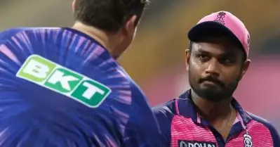 ചരിത്രത്തിലെ ഏറ്റവും മോശം ടീം, ദ്രാവിഡ് എല്ലാം നശിപ്പിച്ചു; വിമര്‍ശനം ശക്തം