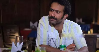 സാറിന്റെ മുന്നില്‍ അടിമയായി നില്‍ക്കാത്ത ഒരാള്‍ അദ്ദേഹമായിരുന്നു, മഹാരാജാസിലെ ചെയര്‍മാനാണെങ്കില്‍ നട്ടെല്ലുള്ള വ്യക്തിയായിരിക്കും: ഷൈന്‍ ടോം ചാക്കോ