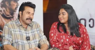 നീ അങ്ങനെ വിചാരിക്കുന്നുണ്ടാകുമെന്ന് മമ്മൂക്ക പറഞ്ഞു, പക്ഷെ എനിക്ക് തോന്നുന്നില്ല നമുക്ക് വേണ്ടി ആരെങ്കിലുമൊക്കെ ഇങ്ങനെ ചെയ്യുമെന്ന്: ഗ്രേസ് ആന്റണി