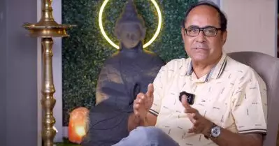 എന്റെ സിനിമയില്‍ അഭിനയിച്ചപ്പോഴാണ് ആ നടന്റെ കണ്ണിന് പ്രശ്‌നം വരുന്നത്, ശരിക്കും എന്റെ സംശയം സത്യമാവുകയായിരുന്നു: ദിനേശ് പണിക്കര്‍