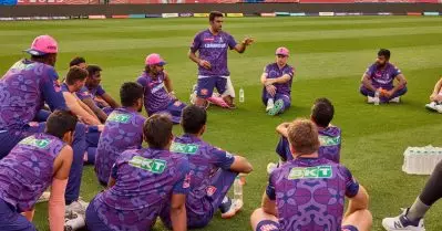 ‘പ്രിയം ഗുജറാത്തി ഭക്ഷണം, ഇന്ന് മാത്രം തെലുങ്ക് നമ്മുടെ ഔദ്യോഗിക ഭാഷ ‘; ചിരി പടര്‍ത്തി ആര്‍. അശ്വിന്റെ ട്വീറ്റ്