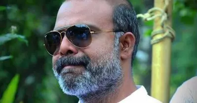 കാരവാനിലും മേക്കപ്പ് റൂമിലുമൊക്കെ പോയി പരിശോധിക്കേണ്ട കാര്യമില്ല; ലഹരി ഉപയോഗവുമായി ബന്ധപ്പെട്ട ഒരു പ്രശ്‌നങ്ങളും എന്റെ സെറ്റില്‍ ഉണ്ടായിട്ടില്ല: ചെമ്പന്‍ വിനോദ്