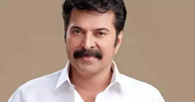 ‘പഠിക്കാന്‍ സമര്‍ത്ഥരായ സാമ്പത്തിക പ്രയാസമുള്ള കുട്ടികള്‍ക്ക് വിദ്യാഭ്യാസ സഹായം’; മമ്മൂട്ടിയുടെ കുറിപ്പ്