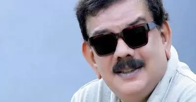 സെറ്റിലിരുന്ന് തിരക്കഥ എഴുതുമായിരുന്നു അതൊരു ചങ്കൂറ്റമാണ്, ഇപ്പോൾ അങ്ങനെയല്ല: പ്രിയദർശൻ