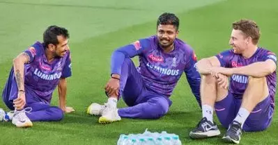 ‘അഥവാ ബിരിയാണി കിട്ടിയാലോ’; ചര്‍ച്ചയായി സഞ്ജുവിന്റെ പോസ്റ്റും സ്വയം കളിയാക്കിയുള്ള ജോസേട്ടന്റെ കമന്റും