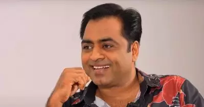 കോമഡിയായിട്ടാണ് ആ പാട്ട് പാടിയതെങ്കിലും ഓഡിയന്‍സ് സീരിയസായി എടുത്തു: സുധീര്‍ പറവൂര്‍