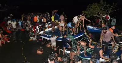 സെയ്തലവിയെ തനിച്ചാക്കി, പുതിയ വീടെന്ന സ്വപ്നം ബാക്കിയാക്കി അവര്‍ പോയി; 11 പേര്‍ക്കും യാത്രാമൊഴി നല്‍കി നാട്