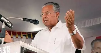 സഹായിക്കാന്‍ ബാധ്യതപ്പെട്ട കേന്ദ്രം സഹായങ്ങള്‍ക്ക് തുരങ്കം വെക്കുന്നു: പിണറായി വിജയന്‍