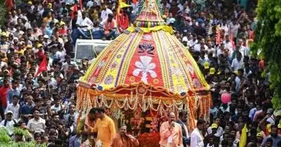ത്രിപുരയില്‍ രഥയാത്രയ്ക്കിടെ ഹൈ വോള്‍ട്ടേജ് ലൈനില്‍ നിന്ന് ഷോക്കേറ്റു; ആറ് പേര്‍ വെന്തുമരിച്ചു; നിരവധി പേര്‍ക്ക് പരിക്ക്
