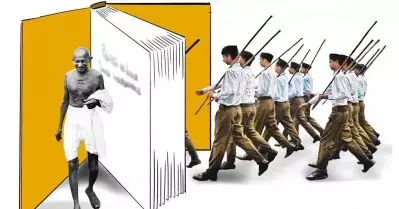 മോശം പ്രതിച്ഛായ മാറ്റാന്‍ സര്‍ക്കാര്‍ ബുദ്ധിമുട്ടുന്നു; എന്‍.സി.ഇ.ആര്‍.ടി സിലബസ് മാറ്റം പഠനഭാരം കുറയ്ക്കാന്‍; ന്യായീകരിച്ച് ജെ.എന്‍.യു വി.സി