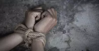 കോളേജ് വിദ്യാര്‍ഥിനിയെ ലഹരി മരുന്ന് നല്‍കി പീഡിപ്പിച്ചു; കണ്ടെത്തിയത് ചുരത്തില്‍ ഉപേക്ഷിച്ച നിലയില്‍