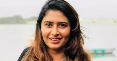 ലക്ഷദ്വീപില്‍ 26,000 കോടി ചിലവിട്ട് ജയില്‍ ഉണ്ടാക്കുമെന്നാണ് പറയുന്നത് എന്തിന്? പുഴുങ്ങി തിന്നാനോ? ആദ്യം ആശുപത്രി നിര്‍മിക്കൂ: ഐഷ സുല്‍ത്താന