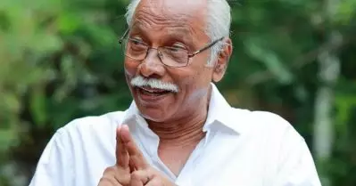 ഏഷ്യാനെറ്റിന്റെ ഉടമസ്ഥന്‍ ബി.ജെ.പി എം.പിയാണെന്ന് പറഞ്ഞ് അതിനെ ബി.ജെ.പി ചാനലാക്കി മുദ്രകുത്തുന്നു; ന്യൂസ് അവറില്‍ എം.എന്‍. കാരശ്ശേരി