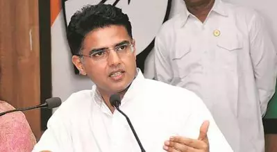 പുതിയ പാര്‍ട്ടി രൂപീകരിക്കില്ല; വേണ്ടത് ശരിയായ രാഷ്ട്രീയമെന്ന് സച്ചിന്‍