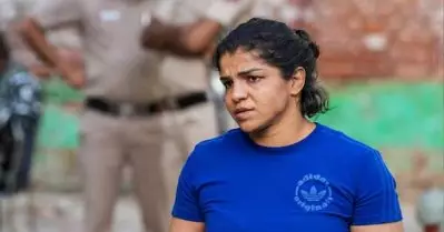 പോക്‌സോ കേസില്‍ അവര്‍ സമ്മര്‍ദവും ഭീഷണിയും നേരിട്ടിരുന്നു; തുടര്‍ നടപടികള്‍ തീരുമാനിക്കുക കുറ്റപത്രം പഠിച്ചതിന് ശേഷം: സാക്ഷി മാലിക്