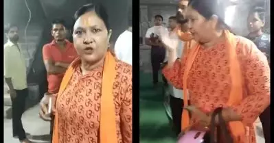 ഡെറാഡൂണില്‍ ക്ഷേത്രമുറ്റത്ത് മുസ്‌ലിം വിരുദ്ധ മുദ്രാവാക്യം വിളി; മൈക്ക് വാങ്ങിവെച്ച് ക്ഷേത്ര ഭാരവാഹികള്‍