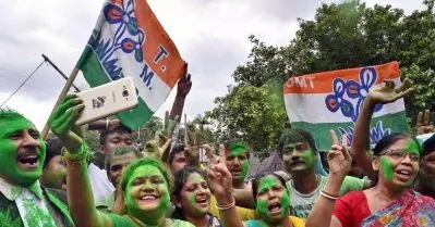 പശ്ചിമ ബംഗാളില്‍ തൃണമൂല്‍ തരംഗം; 3,021 സീറ്റുകളില്‍ സി.പി.ഐ.എം; മൂന്നാമത്