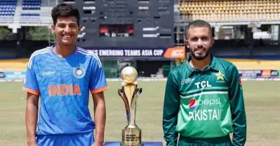 ഇങ്ങനെയാവണമെടാ ഇന്ത്യ-പാക് ഫൈനല്‍; രണ്ട് പന്തില്‍ രണ്ട് വിക്കറ്റ്; കളി തിരിച്ച് വെടിക്കെട്ട് സെഞ്ച്വറി!