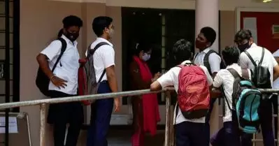 മലബാറില്‍ പ്ലസ് വണ്‍ സീറ്റ് ക്ഷാമം അതിരൂക്ഷം; സപ്ലിമെന്ററി അപേക്ഷ ഇന്ന് കൂടി