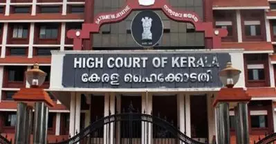 വിവാഹിതയായ യുവതിയെ വിവാഹ വാഗ്ദാനം നല്‍കി പീഡിപ്പിച്ചെന്ന വാദം നിലനില്‍ക്കില്ല; പ്രതിക്ക് ജാമ്യമനുവദിച്ച് ഹൈക്കോടതി