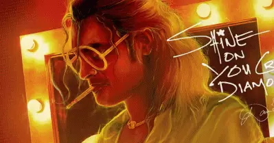 പുതിയ ട്രെന്‍ഡ് സെറ്ററോ; ടൊവിനോയുടെ നടികര്‍ തിലകം പോസ്റ്റര്‍