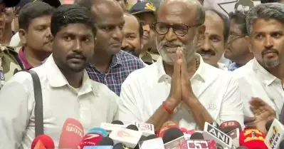 ‘സന്യാസിമാരുടെയും യോഗിമാരുടെയും കാലില്‍ വീഴുന്നത് എന്റെ ശീലം’; വിശദീകരമവുമായി രജിനി