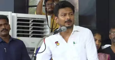 ‘ഗവര്‍ണര്‍ ആര്‍.എന്‍. രവിയല്ല, ആര്‍.എസ്.എസ് രവി; നിങ്ങളുടെ സിദ്ധാന്തം തമിഴ്‌നാട്ടില്‍ പറഞ്ഞാല്‍ ചെരുപ്പ് കൊണ്ട് അടികിട്ടും’