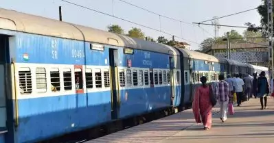ജനറല്‍ ടിക്കറ്റെടുത്ത് റിസര്‍വേഷന്‍ സീറ്റിലിരുന്നത് ചോദ്യം ചെയ്തു; വനിതാ ടി.ടി.ആറിന് നേരെ ആക്രമണം