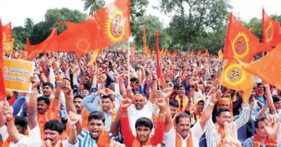 ‘ഗോഹത്യ നടത്തുന്നവരുടെ കൈ വെട്ടണം’; ബജ്‌റംഗ്ദള്‍ നേതാക്കള്‍ക്കെതിരെ കേസെടുത്ത് കര്‍ണാടക പൊലീസ്