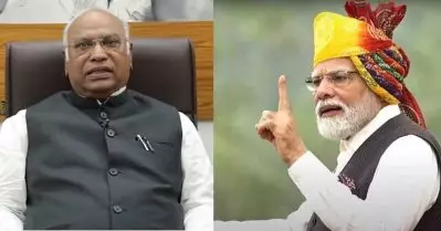 ചെങ്കോട്ടയിലെ സ്വാതന്ത്ര്യദിന പരിപാടിയില്‍ പങ്കെടുക്കാതെ ഖാര്‍ഗെ; വീഡിയോയിലൂടെ മോദിയെ വിമര്‍ശിച്ച് പ്രസംഗം