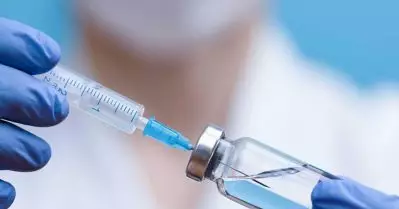 അങ്കമാലിയില്‍ രക്തപരിശോധനക്കെത്തിയ കുട്ടിക്ക് പേവിഷബാധക്കുള്ള കുത്തിവെപ്പ് നല്‍കി