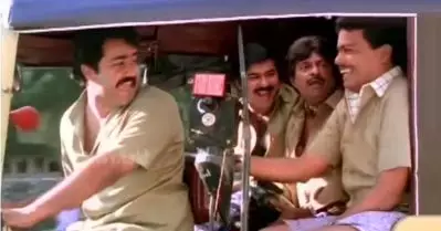 കോഴിക്കോട്ടെ ഓട്ടോക്കാരനായ സുധി എന്തുകൊണ്ടാണ് തിരുവനന്തപുരം ഭാഷ സംസാരിച്ചത്; ഏയ് ഓട്ടോയെ കുറിച്ച് മോഹന്‍ലാലും രാജുവും