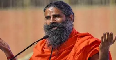 രാംദേവിന് പേര് പറയാമെങ്കിൽ റഹ്മാനും പേര് പറഞ്ഞൂടെ; കൻവാർ യാത്രയിൽ യു.പി സർക്കാരിന്റെ നടപടിയെ പിന്തുണച്ച് ബാബ രാംദേവ്