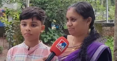 ഒരുകാലത്തും കേരളം കാവിപ്പടയുടെ കൈപ്പിടിയില്‍ ഒതുങ്ങില്ല; അതിന്റെ തെളിവാണ് ഹാദിക്കുള്ള ഷീനയുടെ ചുംബനം