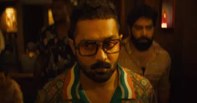 കാസര്‍ഗോള്‍ഡിലെ താനാരോ; വീഡിയോ സോങ്