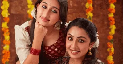 ‘മലയാള സിനിമ കാണണ്ടെന്നാണ് നെയ്‌ന പറഞ്ഞത്, എന്നാല്‍ ആ സിനിമ കണ്ടതോടെ നിയന്ത്രണം വിട്ട് കരഞ്ഞു’